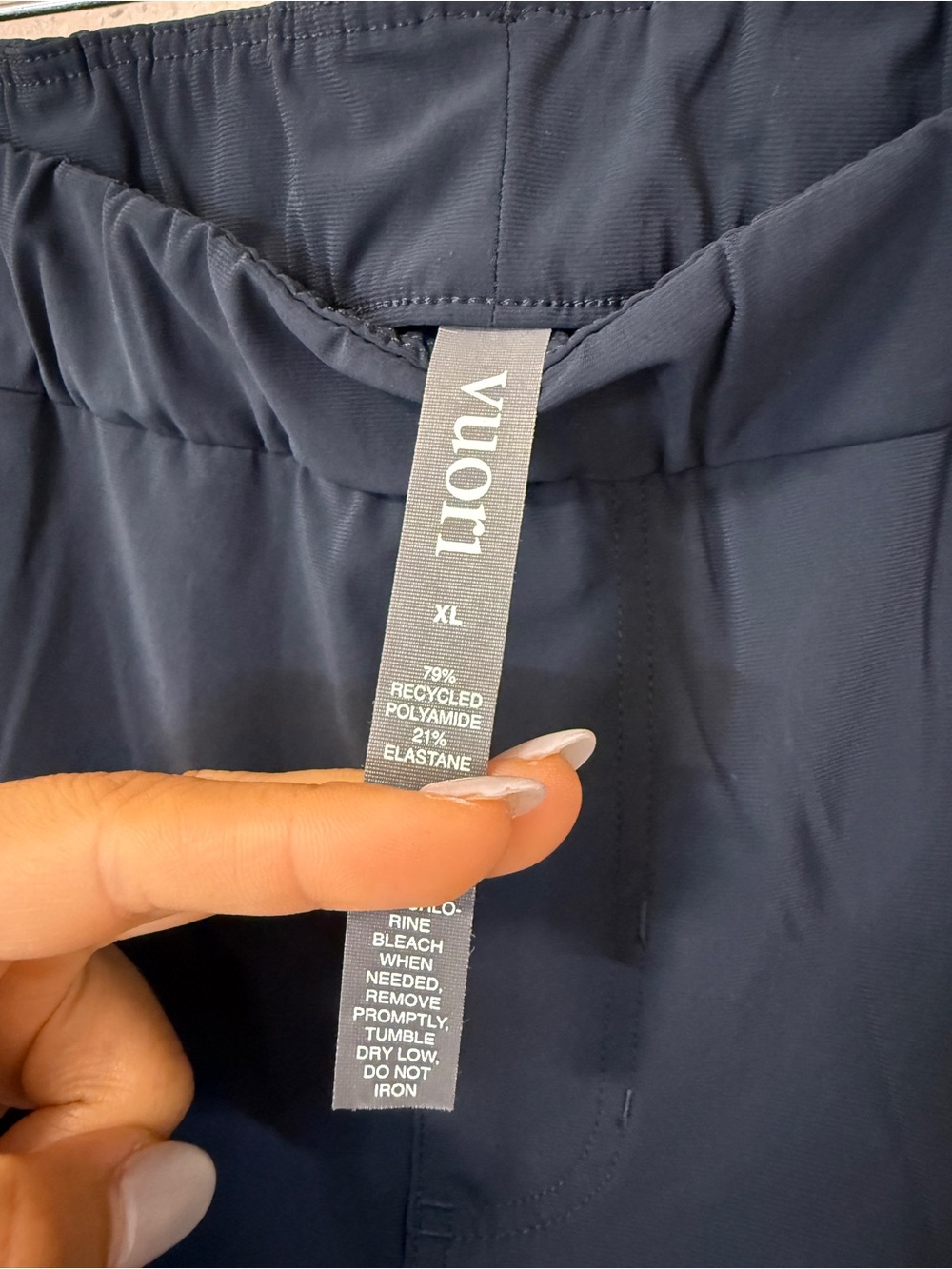 NWOT Vuori Miles Ankle Pant Everyday Hiking Business Casual Wrinkle Free XL - Picture 7 of 7